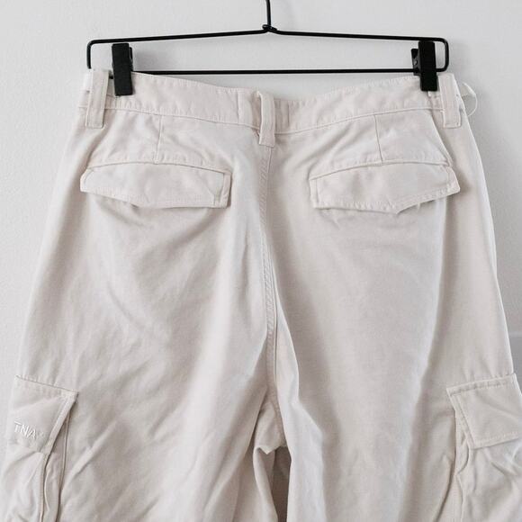 Aritzia TNA New Supply Relaxed Mid-Rise Cargo Pants Women's Size 8 - Picture 7 of 8